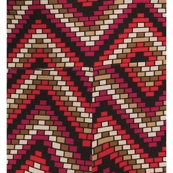 No Boundaries Juniors' High Rise Flare Pants In Chevron/Black Size XL 15-17 New - Picture 5 of 8